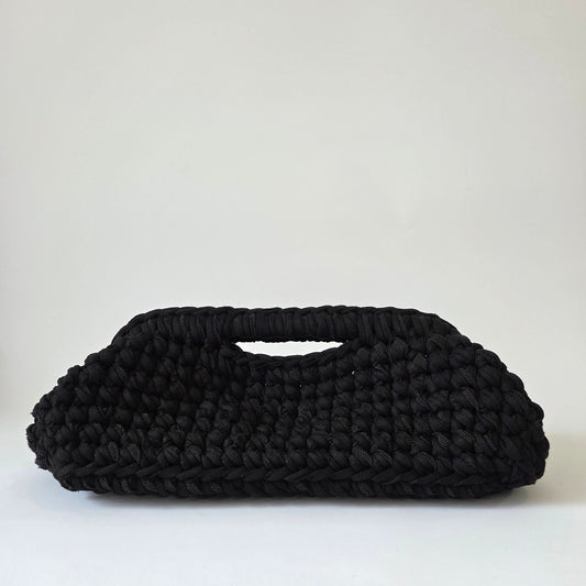 Sapphire Clasp Clutch - Distressed Black
