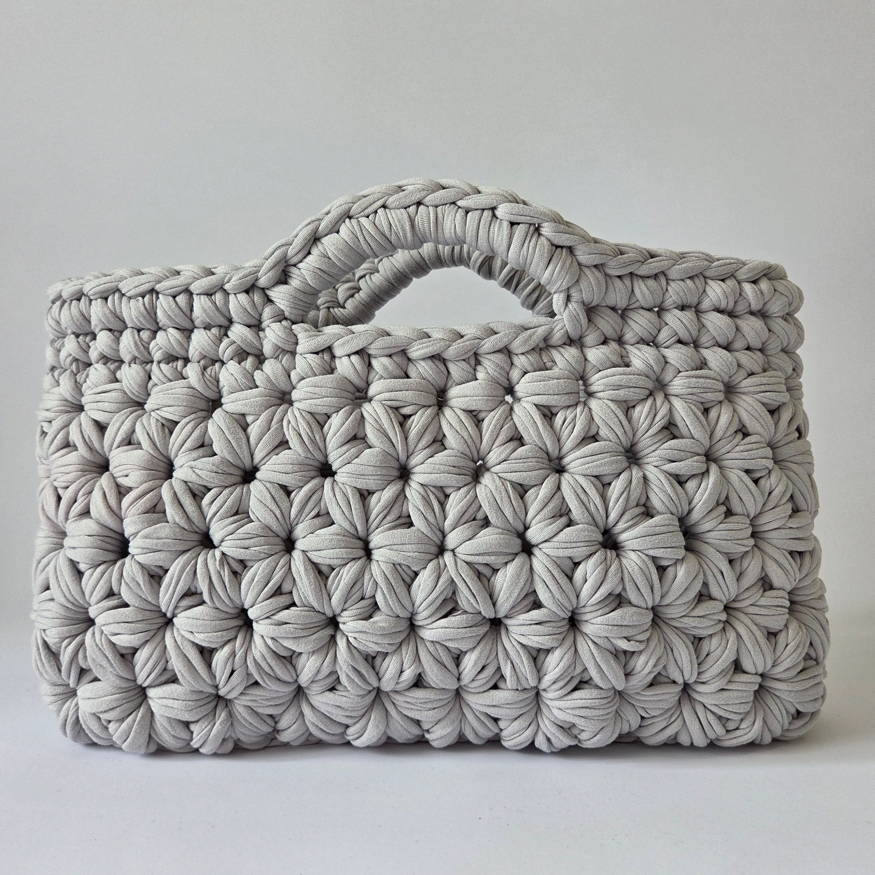 Agate Top Handle Clutch Bag - Silver grey
