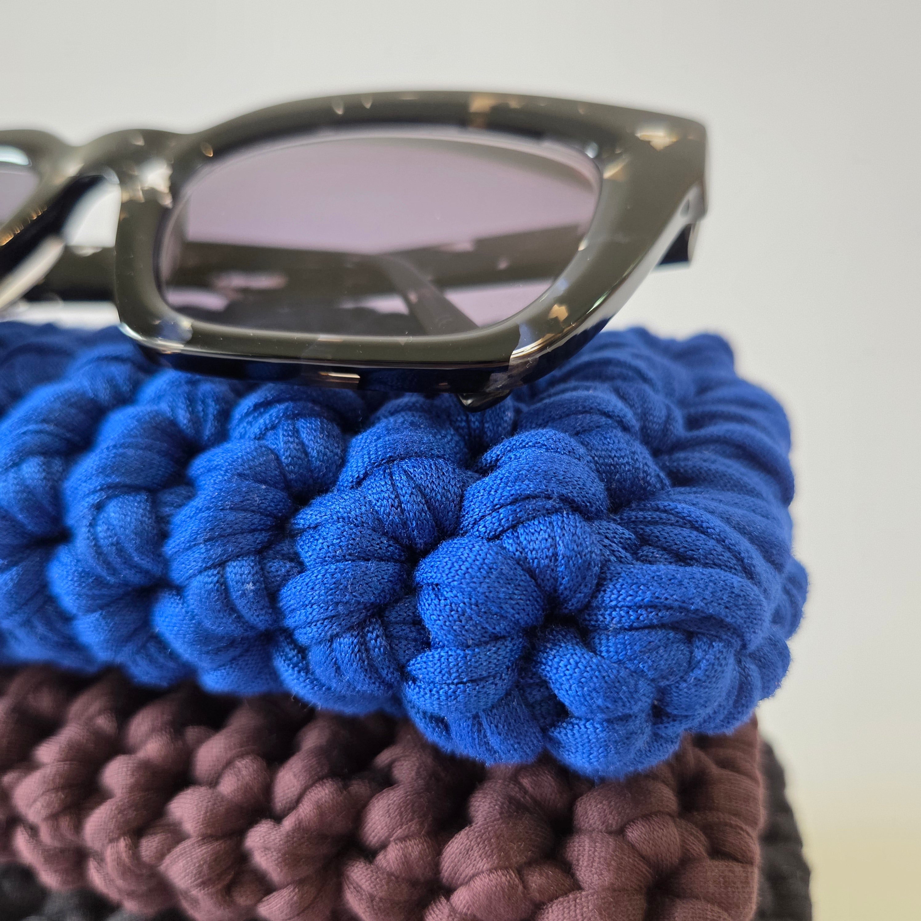 Halite Glasses Holder - Cobalt Blue