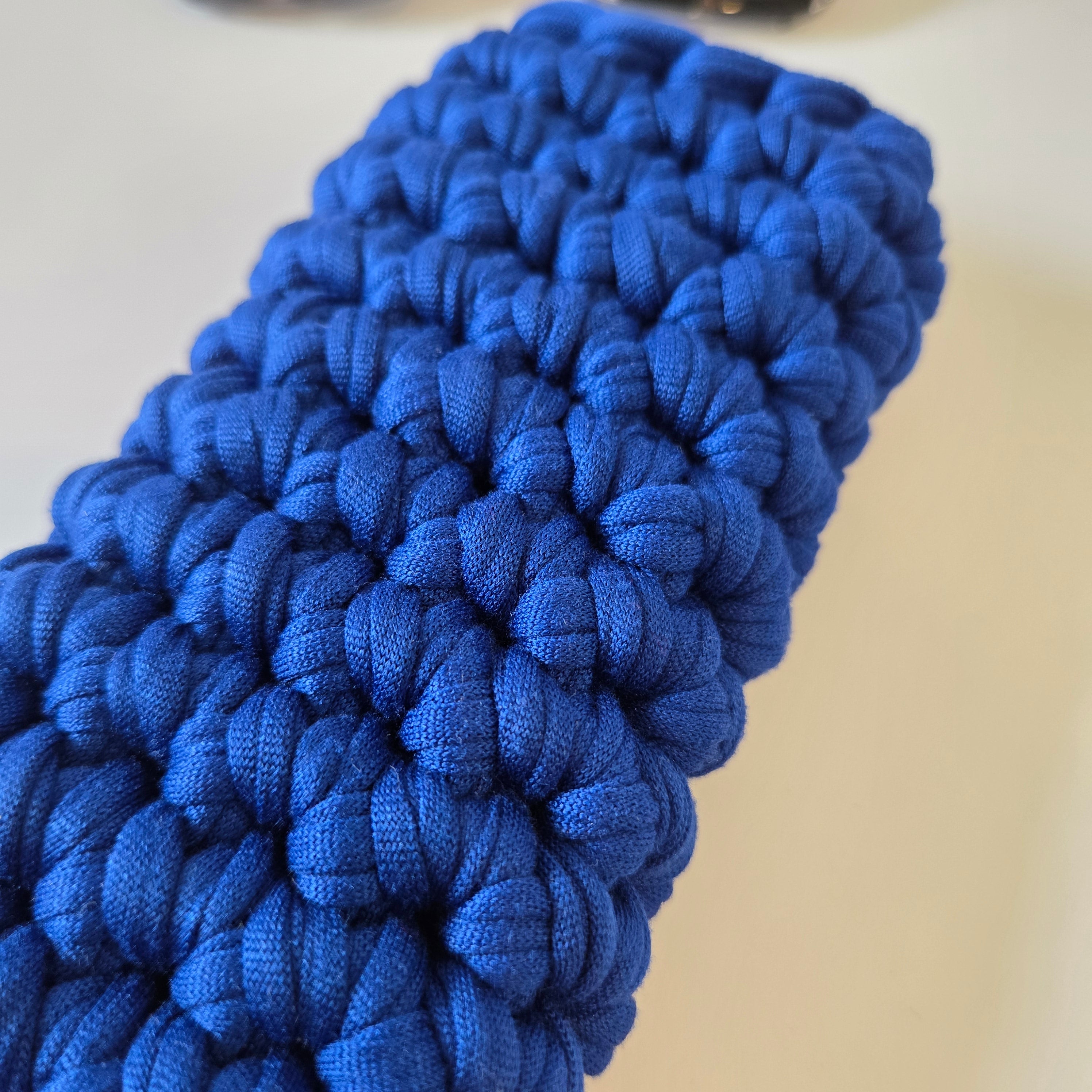 Halite Glasses Holder - Cobalt Blue
