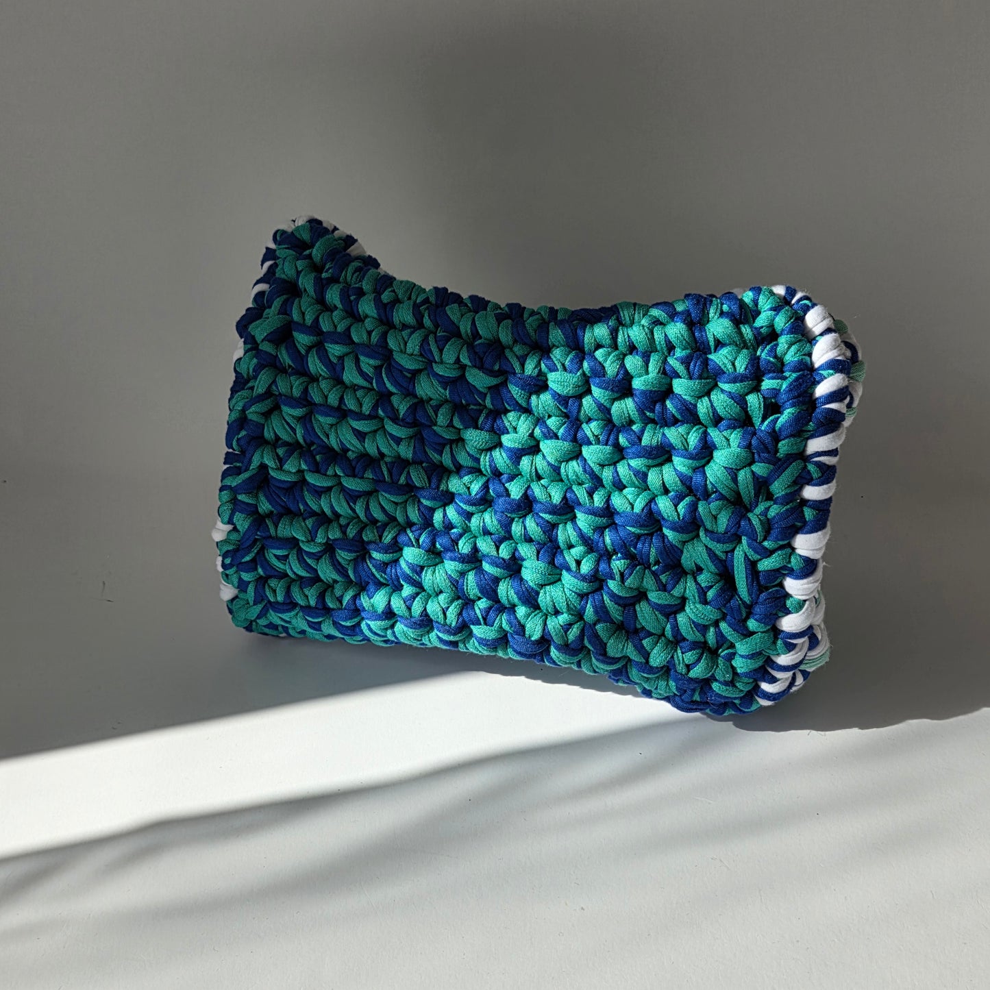 Morganite Clutch - Ocean